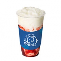 딸기 품은 요거트