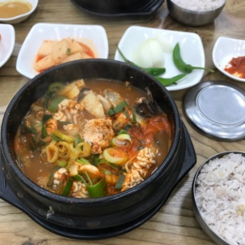 민가네